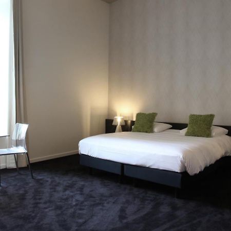 Hotel The Lodge Вілворде Екстер'єр фото