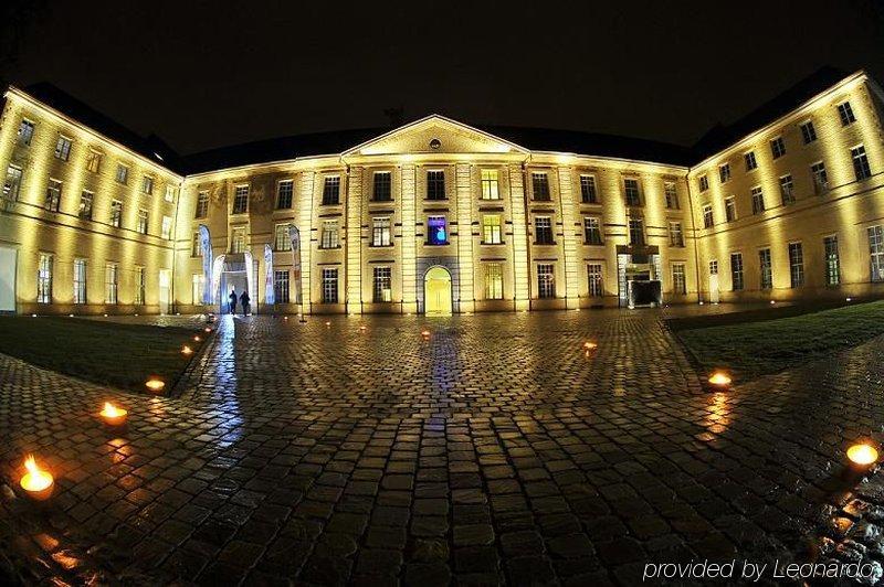 Hotel The Lodge Вілворде Екстер'єр фото